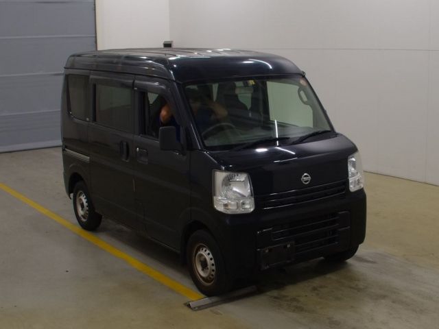 3320 NISSAN CLIPPER VAN DR17V 2015 г. (NAA Tokyo)